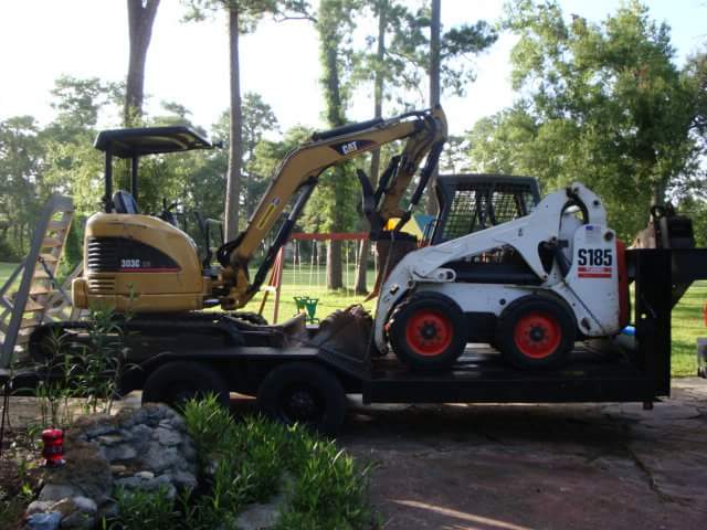 mini excavator for trenching houston